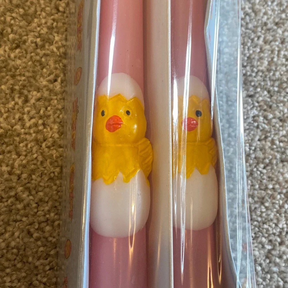 Vintage Kmart Easter‎ Candles 2 Pack Pink Taper Chick in Egg Novelty Decor